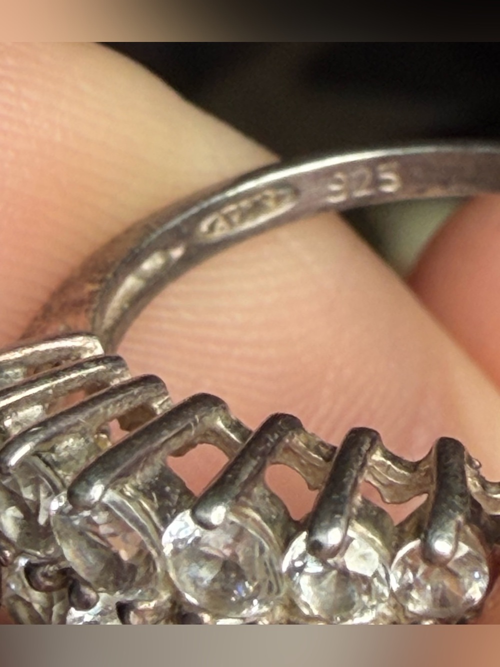 Avon Sterling Silver Clear CZ Row Ring - 925